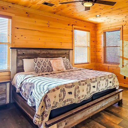 3 Lazy Bears Chalet Villa Gatlinburg Bagian luar foto